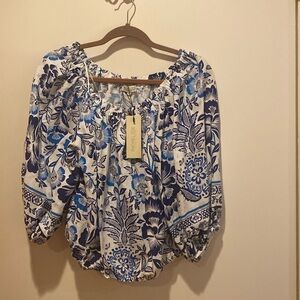 Rachel Zoe Blue and White peasant blouse, short with 3/4 sleeves- Sz S.